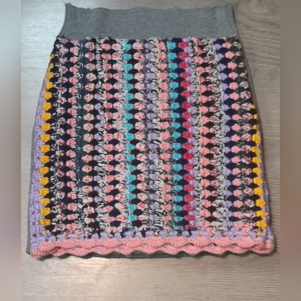 Neo-vintage Eco-lux Vir-go Multicolor Striped Crochet Hand Knit Lycra Wool Skirt